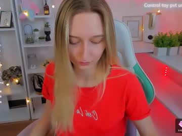 See _ri_na_ online Now @ spicyfreecams.com