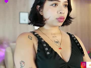 See Akamezen online Now @ spicyfreecams.com