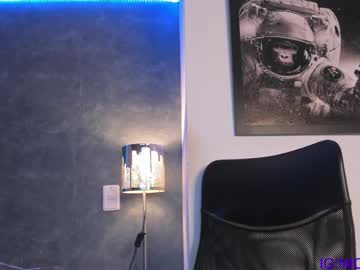 See Alan_morrys online Now @ spicyfreecams.com