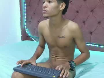 See Alexa_hotfox online Now @ spicyfreecams.com