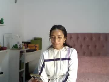 See Alia054 online Now @ spicyfreecams.com