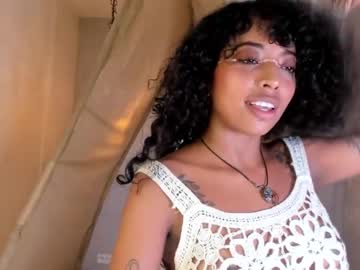 See Ariella_ruiz online Now @ spicyfreecams.com