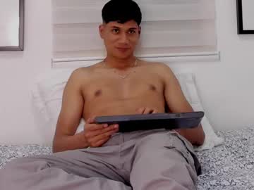 See Axelvega_ online Now @ spicyfreecams.com