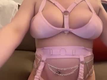 See Barbiebabyyox online Now @ spicyfreecams.com
