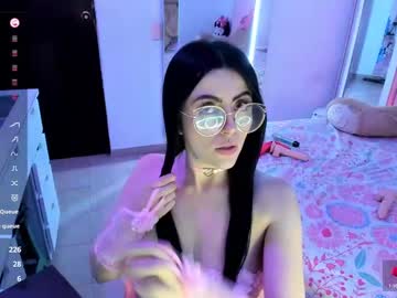 See Bellacruz3 online Now @ spicyfreecams.com
