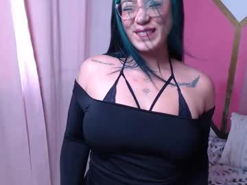 See Camila_sweet_3 online Now @ spicyfreecams.com