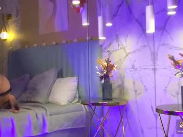 See Carolreeves online Now @ spicyfreecams.com