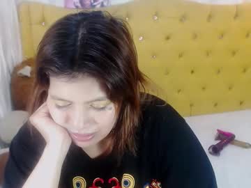 See Curvyjulieth online Now @ spicyfreecams.com