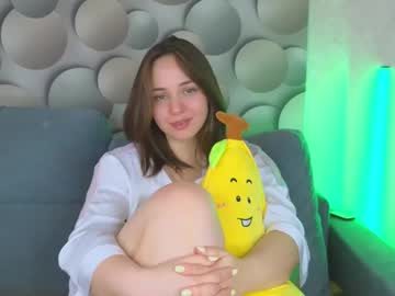 See Cutesmile_sharon online Now @ spicyfreecams.com