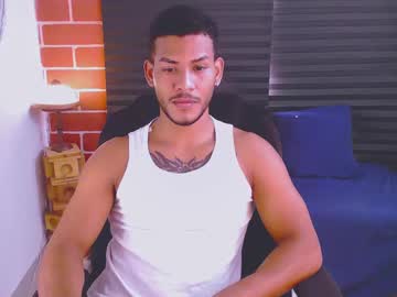 See Damiann_rees online Now @ spicyfreecams.com