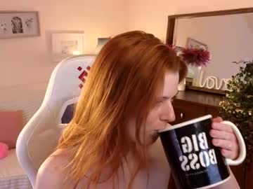 See Doll_lesli online Now @ spicyfreecams.com