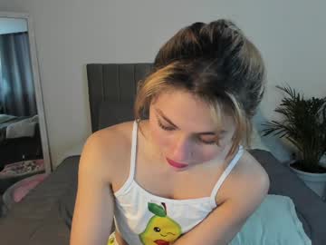 See Doll_oriana online Now @ spicyfreecams.com