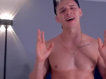 See Drake_carter1 online Now @ spicyfreecams.com