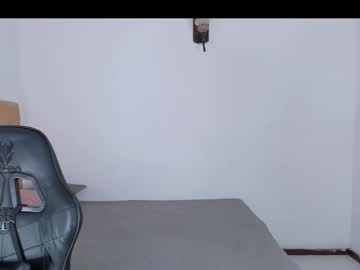 See Emmagrace99 online Now @ spicyfreecams.com