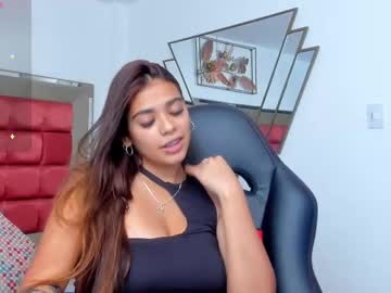 See Giafu online Now @ spicyfreecams.com