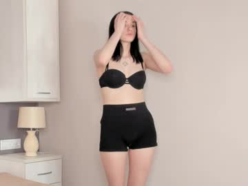 See Grace_louis online Now @ spicyfreecams.com