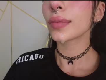 See Hollyxx_ online Now @ spicyfreecams.com