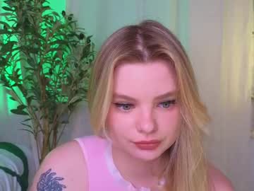 See Hottie_jane online Now @ spicyfreecams.com