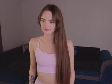 See Joanne_thompson online Now @ spicyfreecams.com