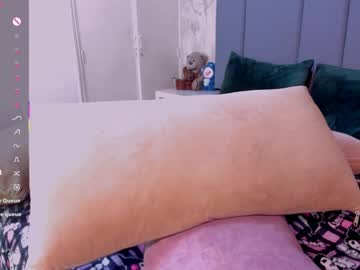 See Julianamiller online Now @ spicyfreecams.com