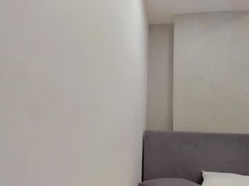 See Laravillalobos online Now @ spicyfreecams.com