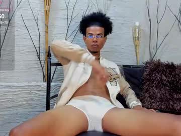 See Liancarther online Now @ spicyfreecams.com