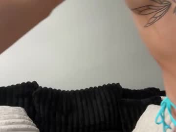 See Lilyandersonxo online Now @ spicyfreecams.com