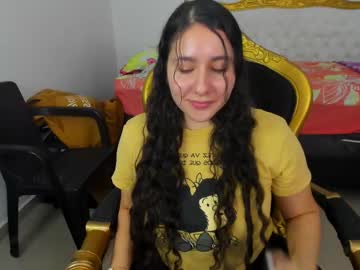 See Little_sparkles_0f_l0v3 online Now @ spicyfreecams.com
