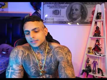 See Logan_hugh8 online Now @ spicyfreecams.com