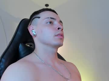 See Maxwell_dupont online Now @ spicyfreecams.com