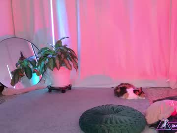 See Menasaurio_ online Now @ spicyfreecams.com