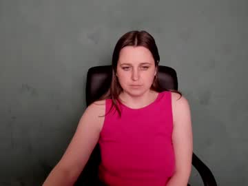 See Naomi2life online Now @ spicyfreecams.com