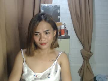 See Querida18 online Now @ spicyfreecams.com
