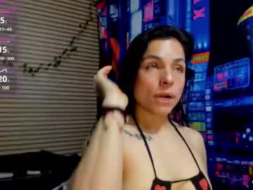 See Rosse_25 online Now @ spicyfreecams.com