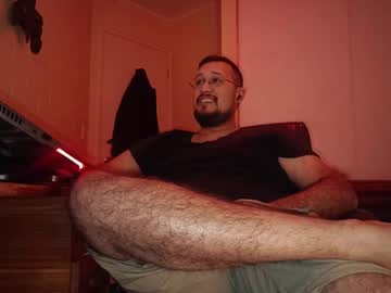 See Ruck_31 online Now @ spicyfreecams.com