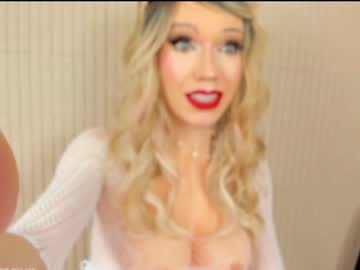 See Sensual_miss_mia online Now @ spicyfreecams.com