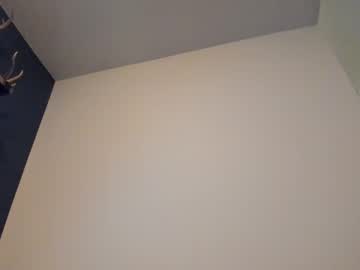 See Sexymountainman420 online Now @ spicyfreecams.com