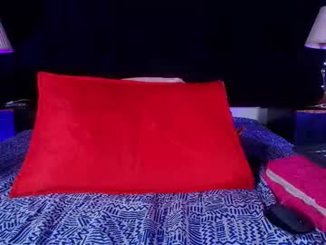 See Shelsy_loreds online Now @ spicyfreecams.com