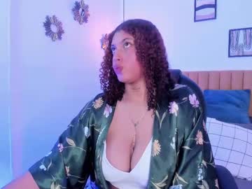 See Sienna_lux online Now @ spicyfreecams.com