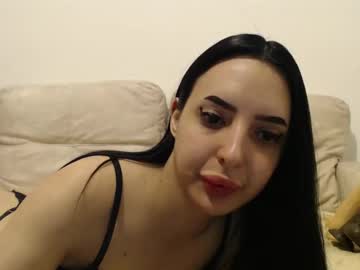 See Stepmommy19 online Now @ spicyfreecams.com