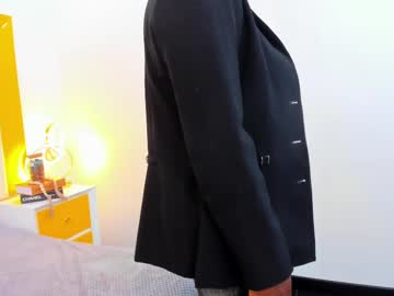 See Tyra_fox online Now @ spicyfreecams.com