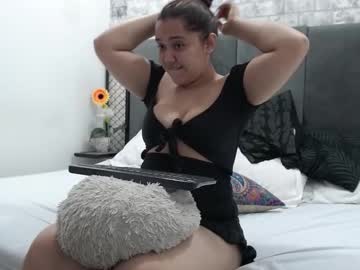 See Valeriaa_sweett online Now @ spicyfreecams.com