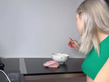 See Vasya_sylvia online Now @ spicyfreecams.com