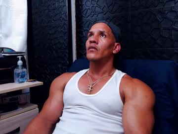 See Viktorherrera online Now @ spicyfreecams.com