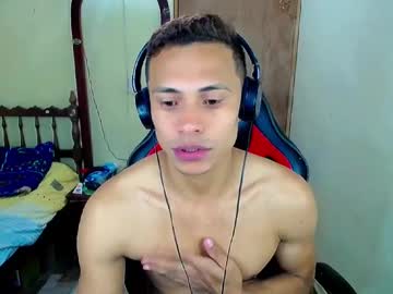 See Willy_mate online Now @ spicyfreecams.com